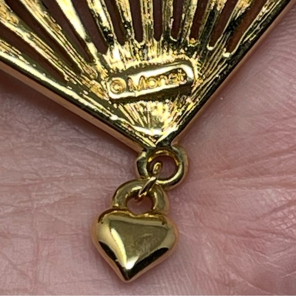 Vintage Gold Tone Signed Monet Multicolor Fan Pin Brooch - Picture 6 of 8